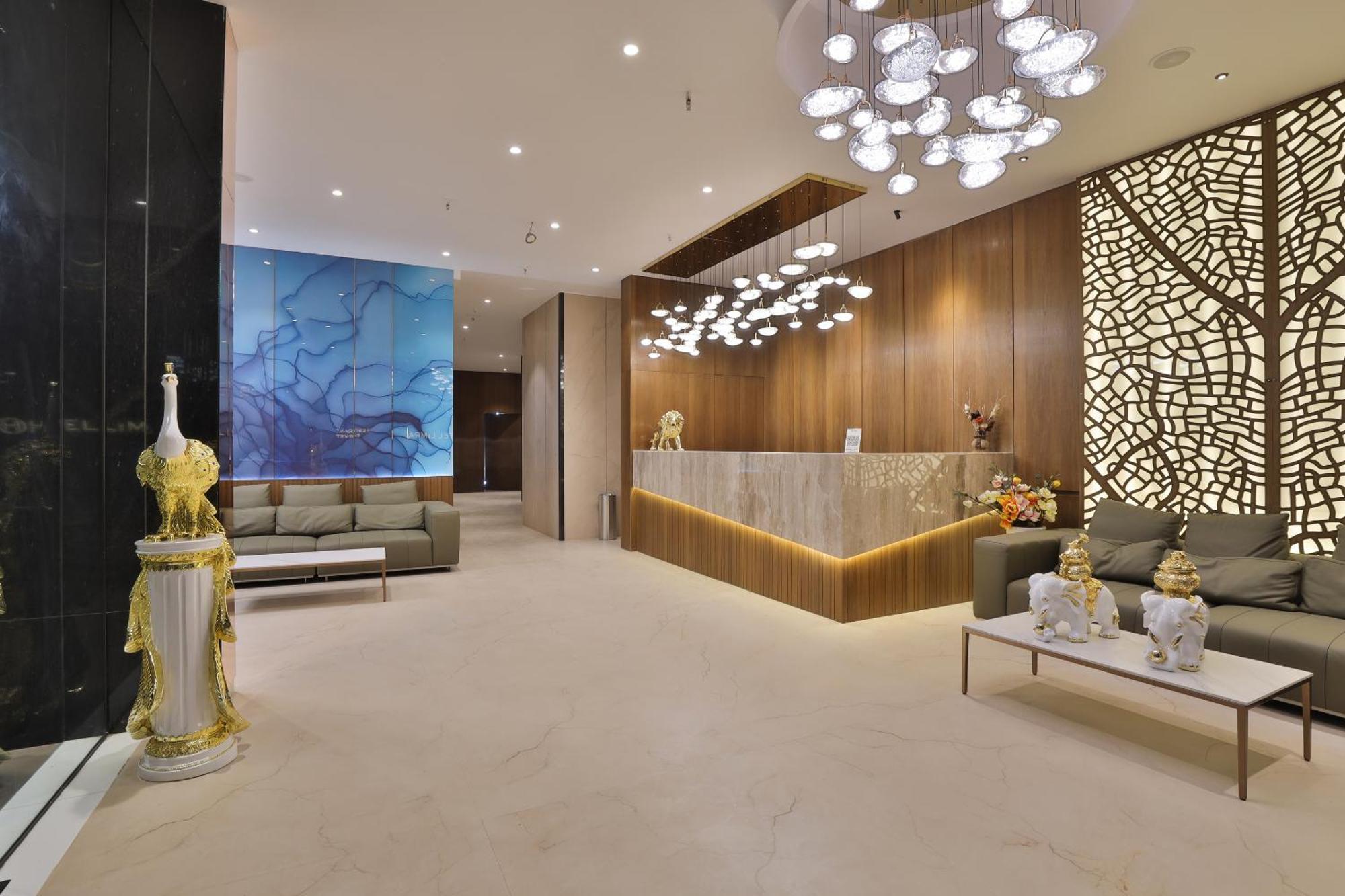 Hotel Elements Сурат Екстериор снимка