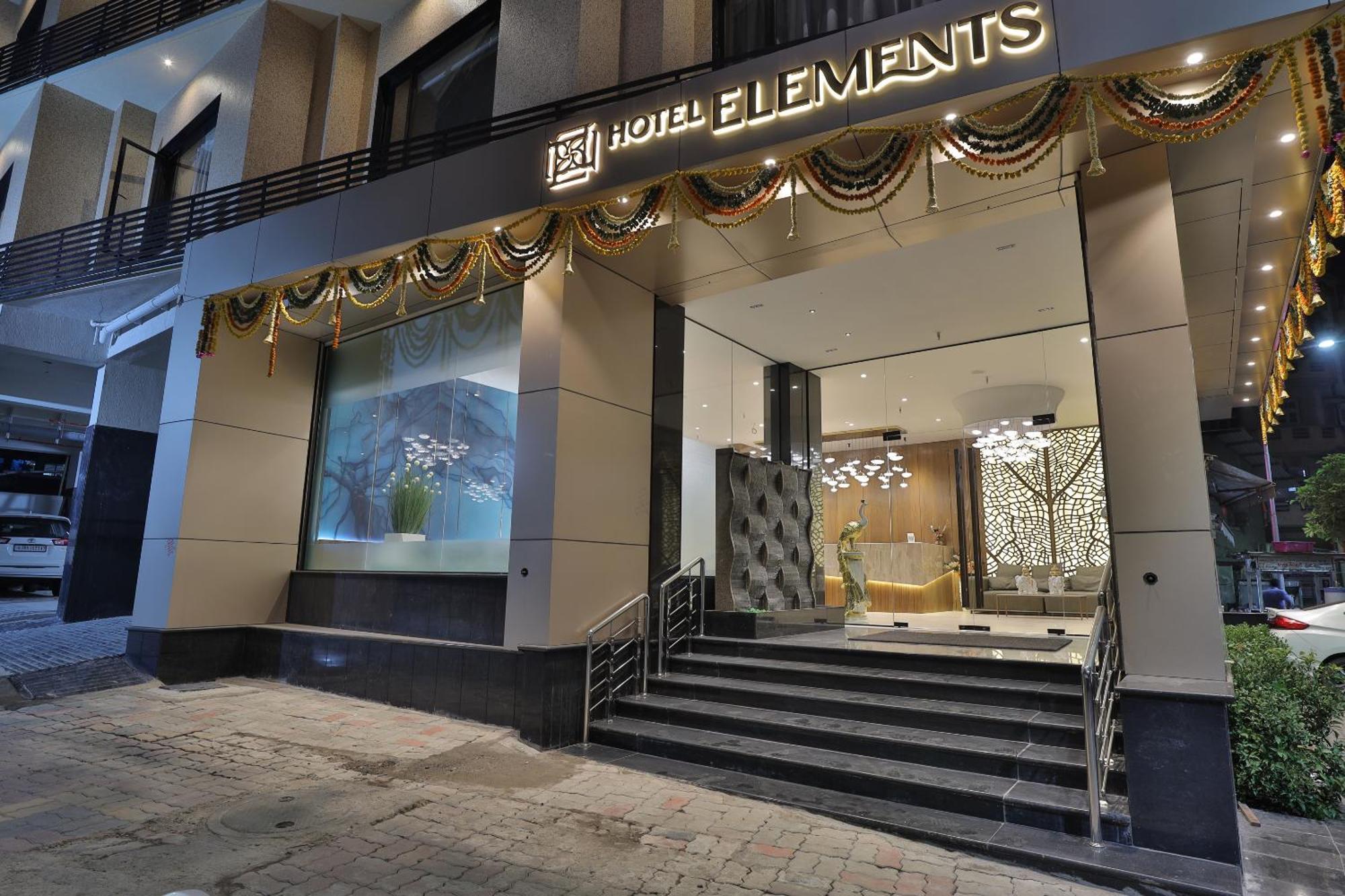 Hotel Elements Сурат Екстериор снимка
